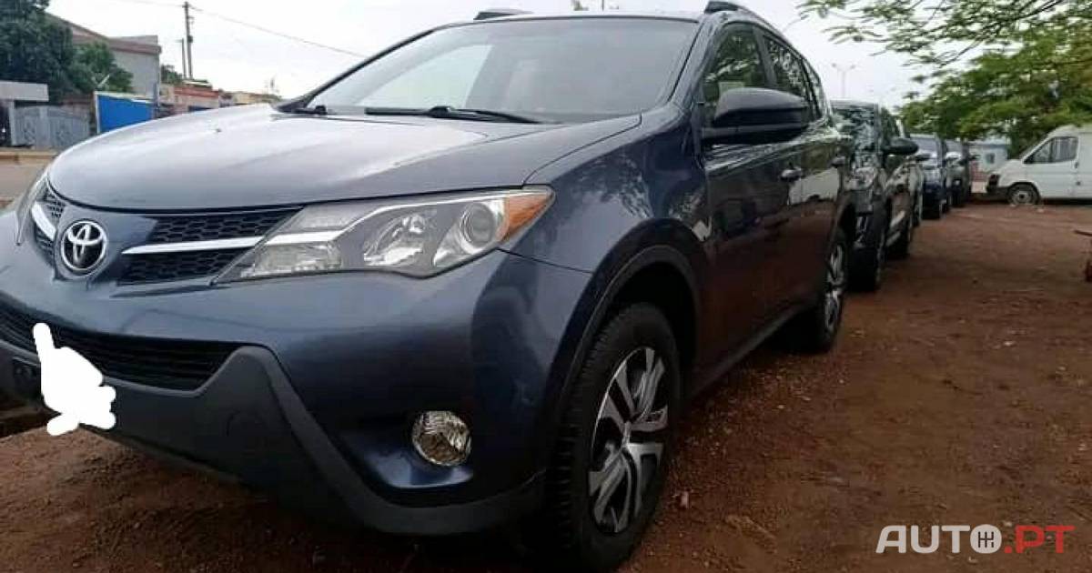 Toyota RAV4 Automatique - 2019 - 120 000 Kms