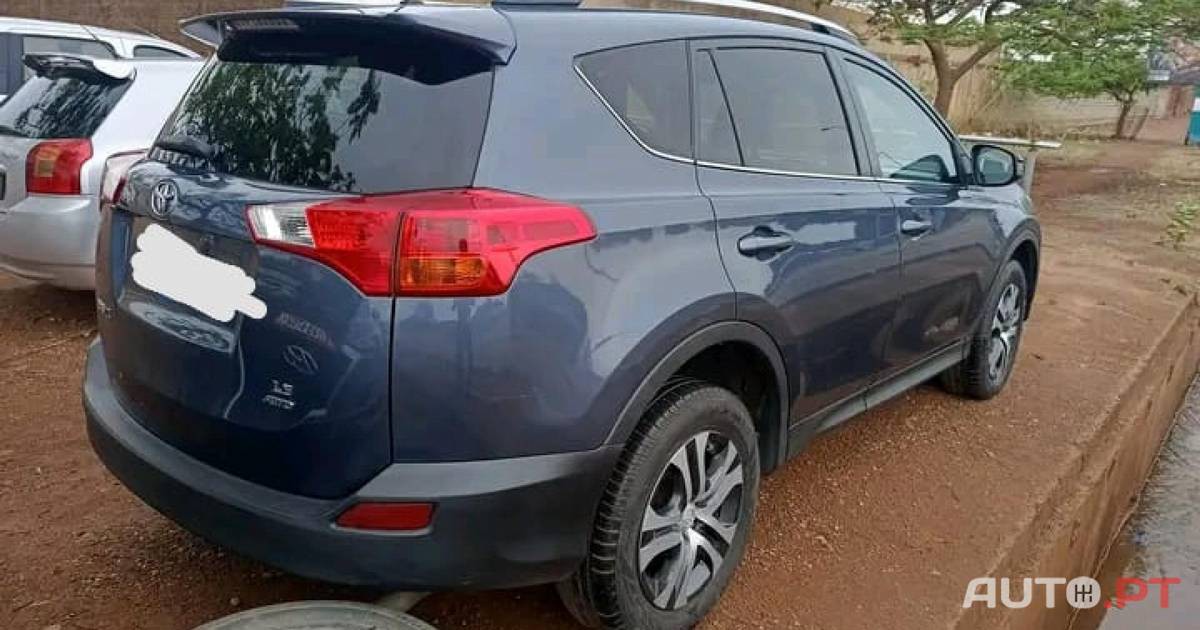 Toyota RAV4 Automatique - 2019 - 120 000 Kms