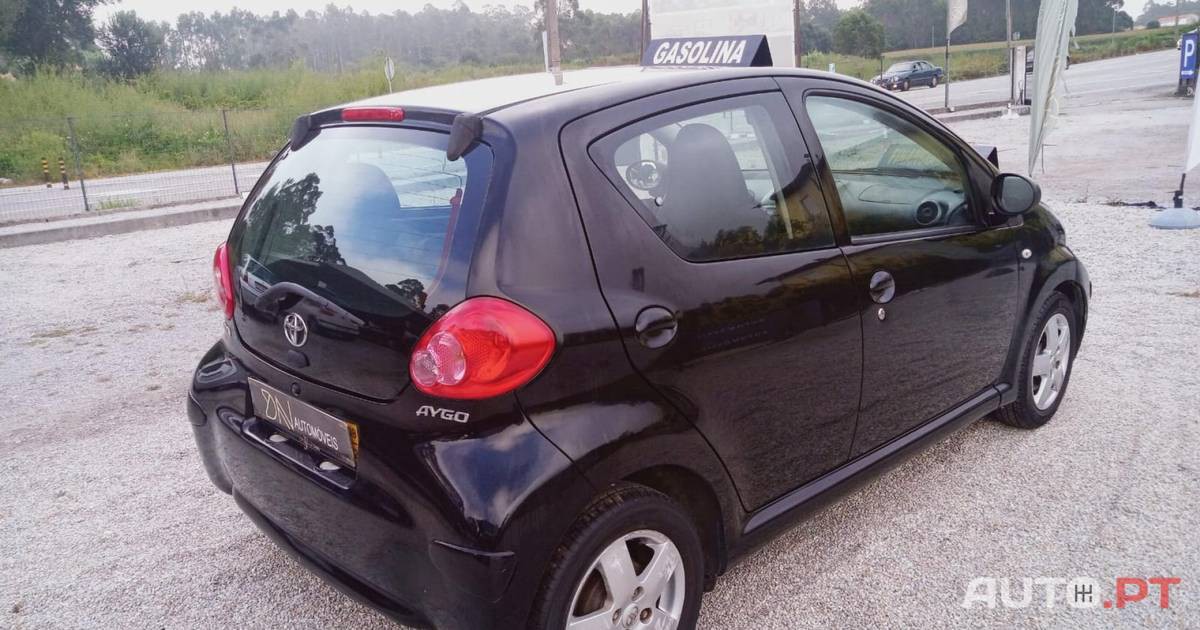 Toyota Aygo 1.0 - 2008 - 140 000 Kms