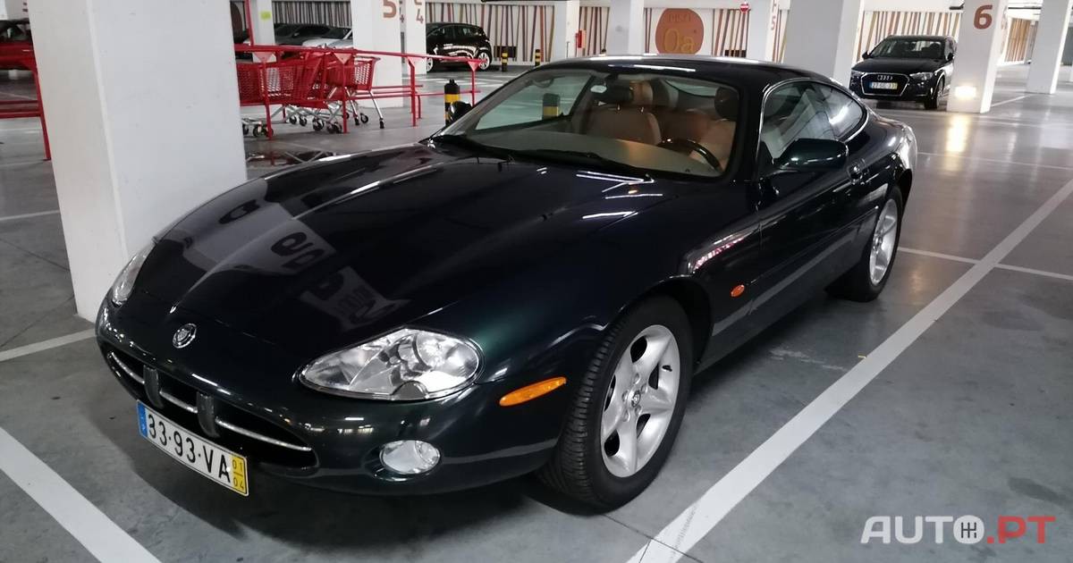 Jaguar XK8 Coupé - 2001 - 125 000 Kms